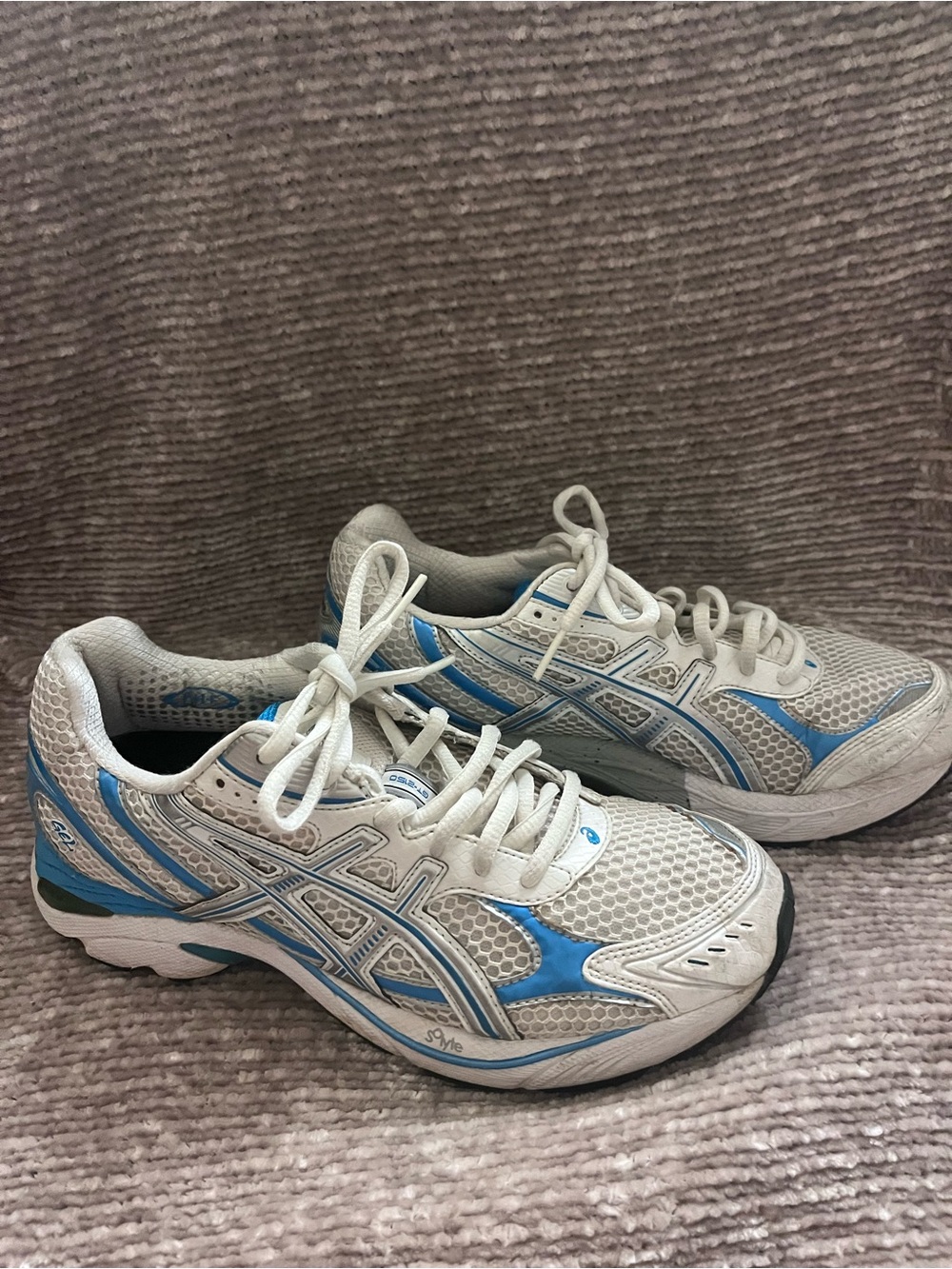 Asics Women's Gel GT 2150 Running Shoes - Size 8